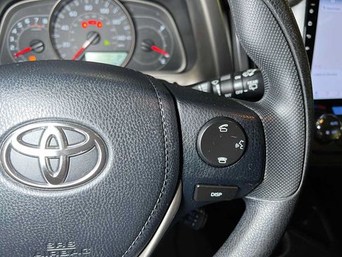 Used 2014 Toyota RAV4 XLE AWD/4WD image 28