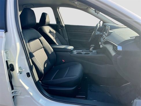 New 2025 Nissan Altima 2.5 S image 27