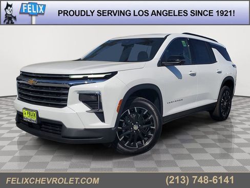 New 2026 Chevrolet Traverse LT FWD image 1