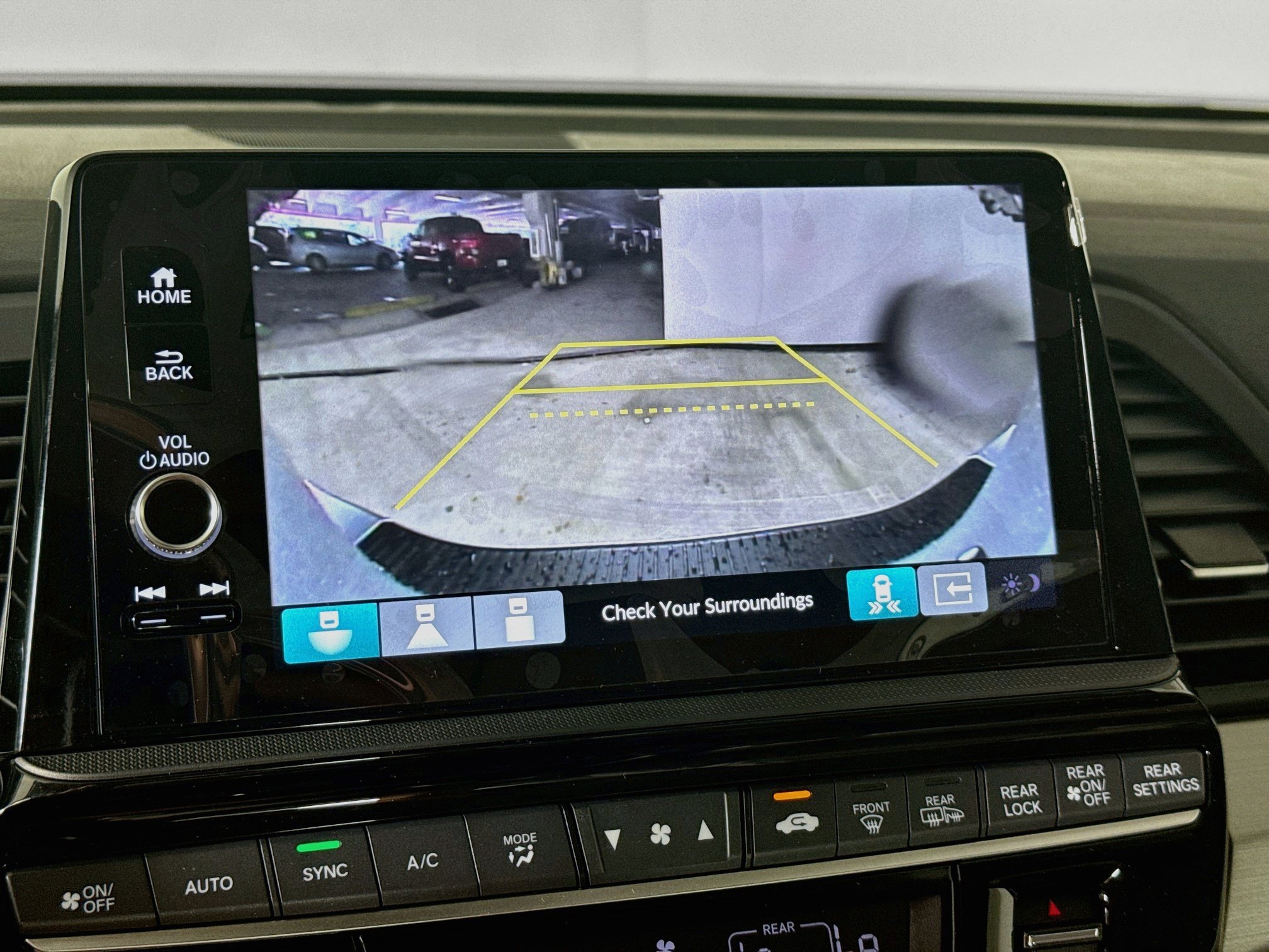 New 2027 Honda Odyssey Touring image 16