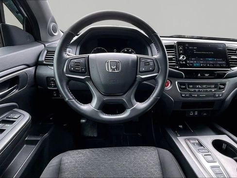 Certified 2024 Honda Ridgeline Sport+ image 8