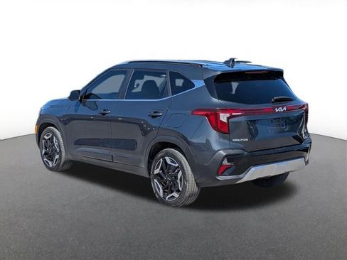 Used 2024 Kia Seltos SX w/ SX Sunroof Package AWD/4WD image 4