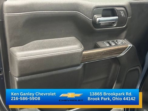 Used 2021 Chevrolet Silverado 1500 LT AWD/4WD image 7