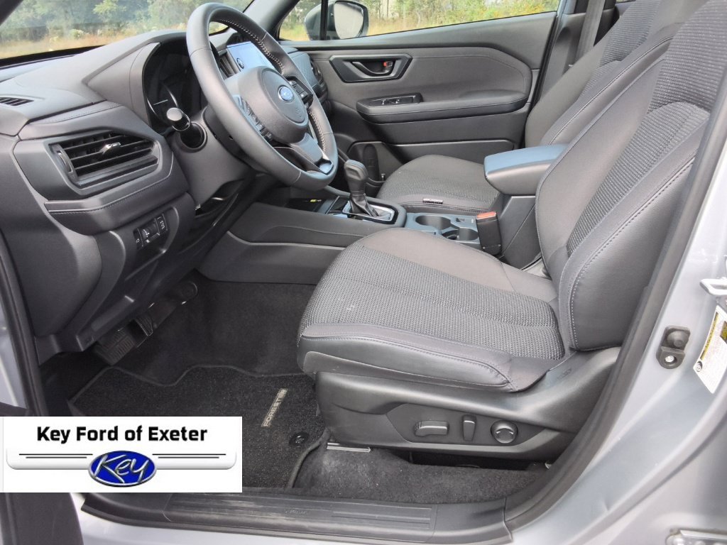 Used 2025 Subaru Forester Premium AWD/4WD image 26
