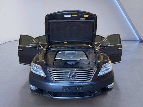 Used 2011 Lexus LS 460 AWD w/ Comfort Pkg image 10