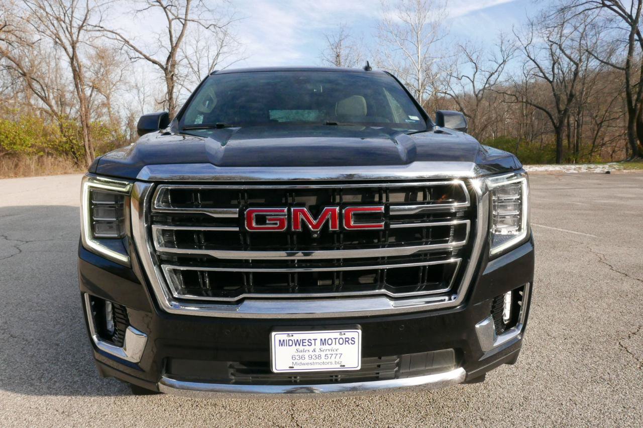 Used 2022 GMC Yukon SLT w/ SLT Premium Package AWD/4WD image 3