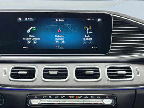 Used 2022 Mercedes-Benz GLS 450 4MATIC image 14