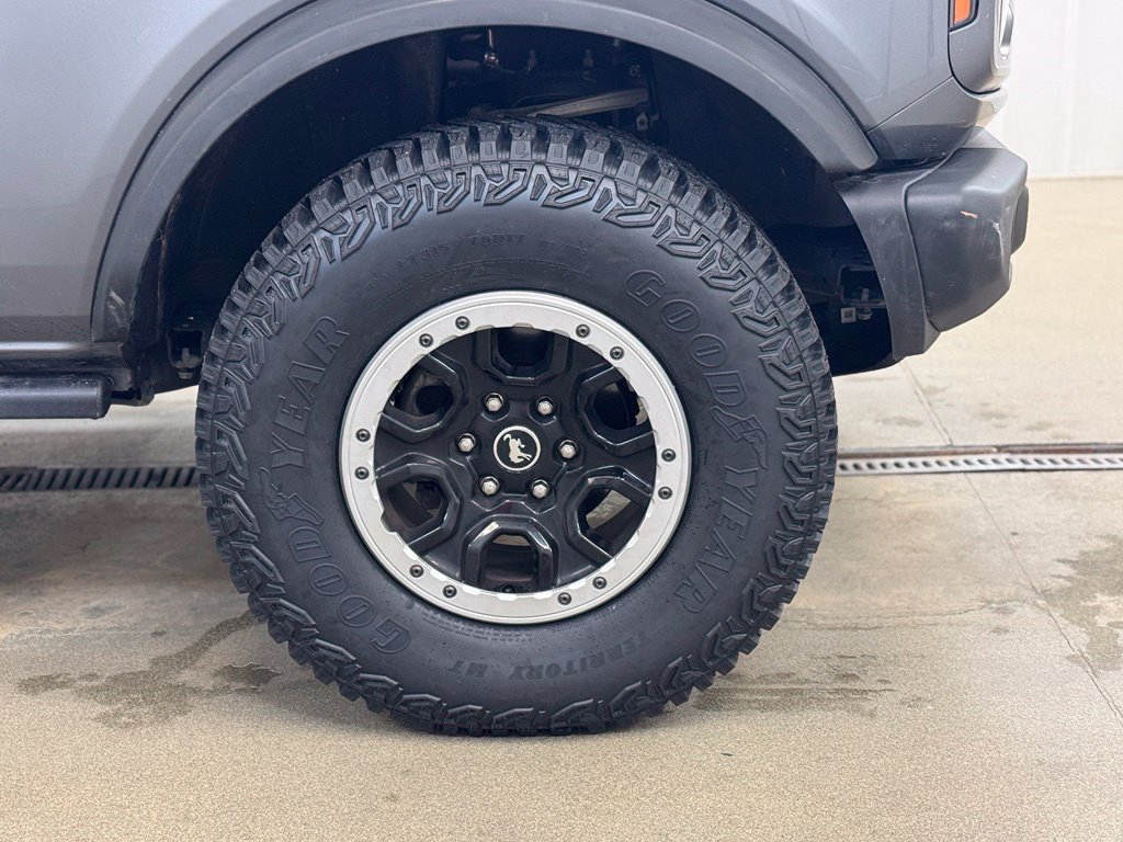 Used 2023 Ford Bronco Badlands w/ Sasquatch Package AWD/4WD image 4