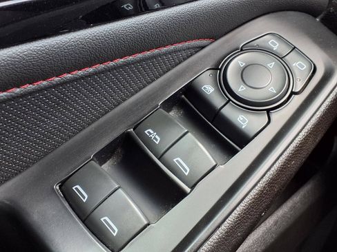 Used 2023 Chevrolet Traverse RS w/ LPO, Roadside Safety Package AWD/4WD image 15