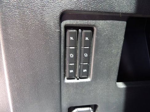 Used 2022 Ford Expedition Max Limited AWD/4WD image 8