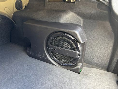 Used 2017 Ford Focus SEL image 36