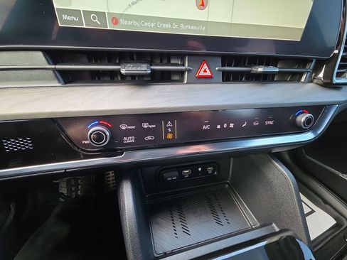 Used 2023 Kia Sportage X-Pro image 19