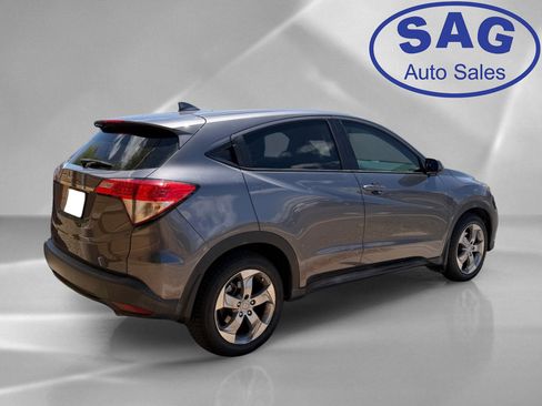 Used 2019 Honda HR-V LX image 3