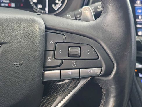 Used 2023 Cadillac XT6 Sport image 31