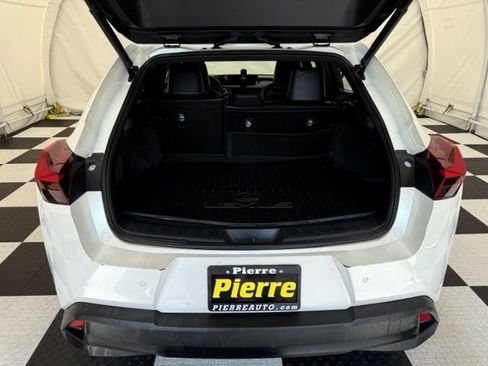 Used 2022 Lexus UX 250h w/ Luxury Package AWD/4WD image 4