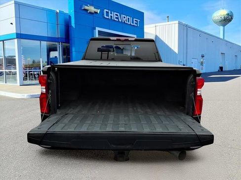 Used 2022 Chevrolet Silverado 3500 High Country w/ Z71 Off-Road Package image 20