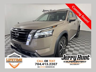 Used 2023 Nissan Pathfinder Platinum