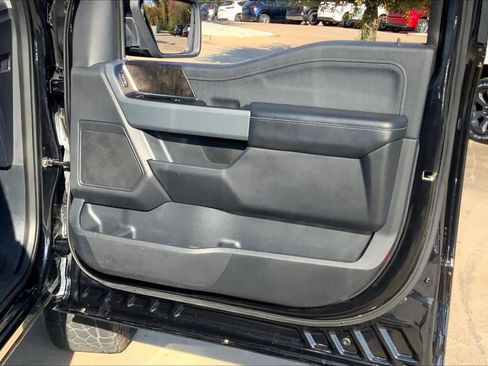 Used 2022 Ford F150 Lariat w/ FX4 Off-Road Package image 21