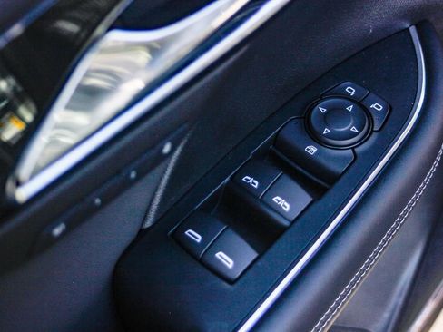 Used 2025 Buick Envision Preferred image 25