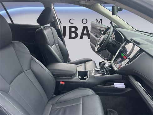Certified 2025 Subaru Outback Limited image 17