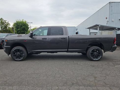New 2026 RAM 2500 Big Horn AWD/4WD image 4