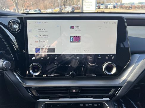 Used 2025 Lexus TX 350 AWD image 18