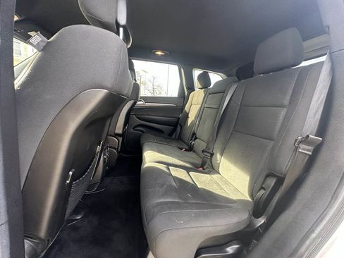 Used 2014 Jeep Grand Cherokee Laredo w/ Quick Order Package 23E image 27