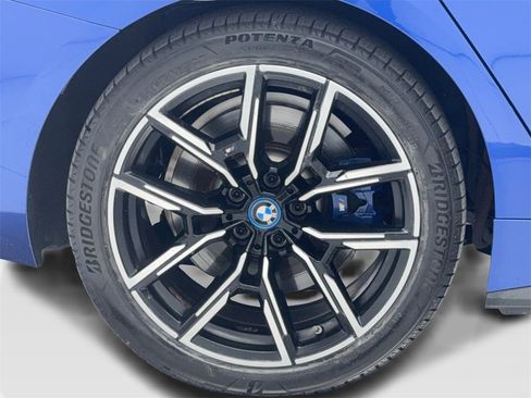 Used 2023 BMW i4 eDrive40 w/ M Sport Package image 57