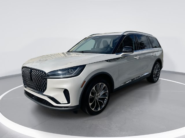 Used 2025 Lincoln Aviator Reserve w/ Illumination Package AWD/4WD image 1