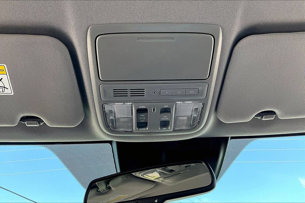 Used 2021 Honda CR-V Touring image 9