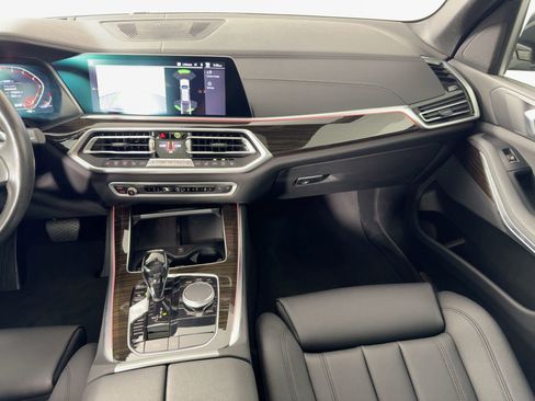 Used 2020 BMW X5 xDrive40i w/ Premium Package image 28
