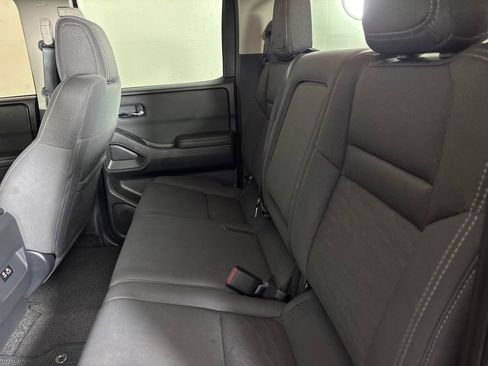Used 2023 Nissan Frontier SV AWD/4WD image 29