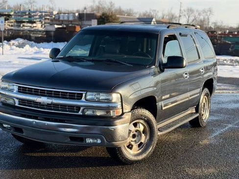 Used 2003 Chevrolet Tahoe LS image 2