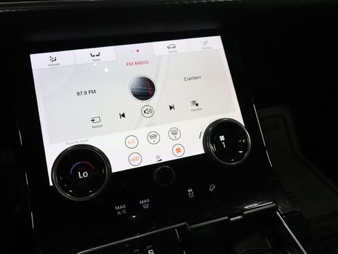 Used 2018 Land Rover Range Rover Velar S image 15