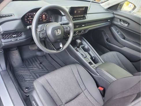 Used 2025 Honda Accord SE image 20
