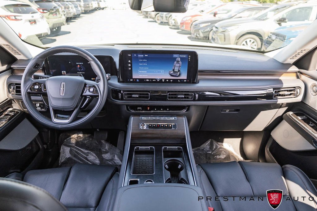Used 2025 Lincoln Aviator Reserve w/ Luxury Package AWD/4WD image 43