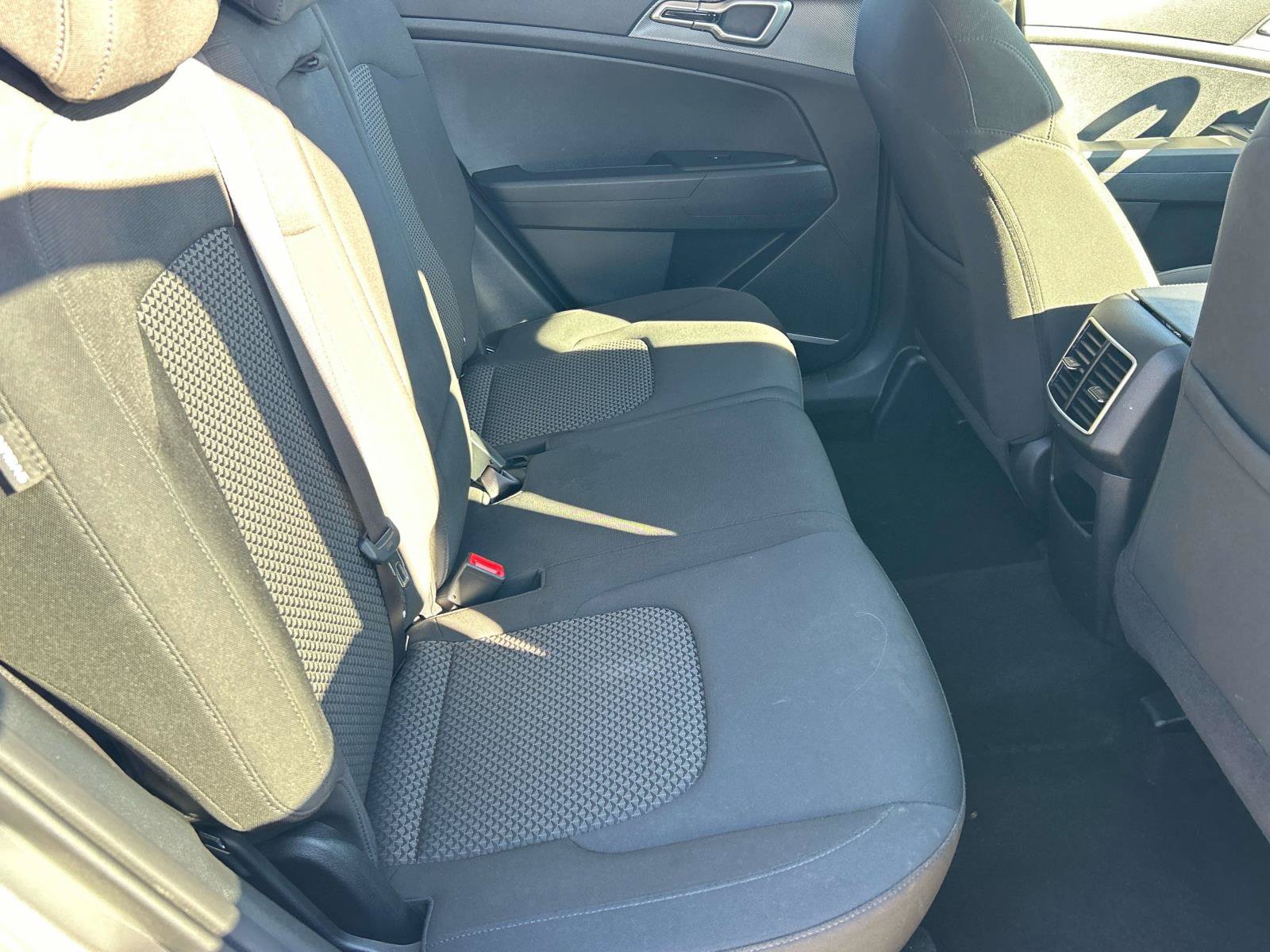 Used 2024 Kia Sportage LX FWD image 21