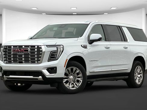 New 2026 GMC Yukon XL Denali image 2