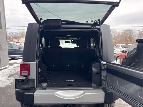Used 2014 Jeep Wrangler Unlimited Sahara w/ Max Tow Package image 21