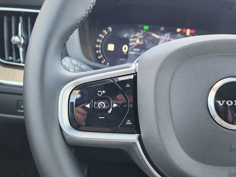 New 2026 Volvo XC60 T8 Plus w/ Protection Package Premier image 16