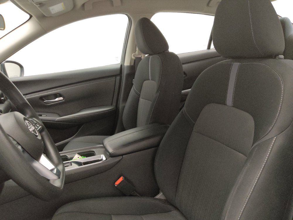Used 2024 Nissan Sentra SV FWD image 17