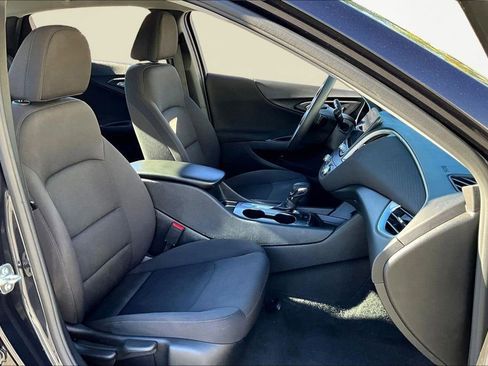 Certified 2022 Chevrolet Malibu LS image 21