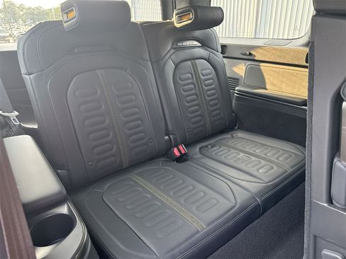 Used 2024 Rivian R1S Adventure image 29