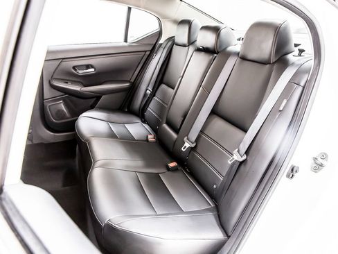 Used 2021 Nissan Sentra SR w/ SR Premium Package FWD image 29