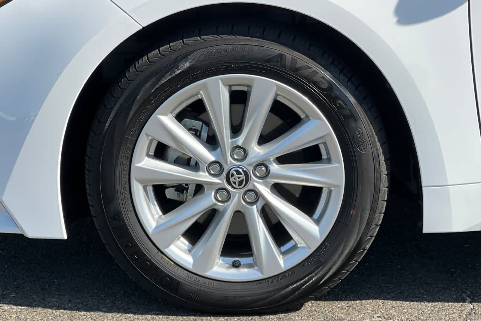 Certified 2025 Toyota Corolla LE w/ LE Premium Package FWD image 29