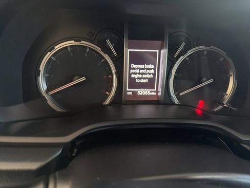 Used 2023 Toyota 4Runner TRD Off-Road Premium w/ Off Road Premium Plus Package image 11