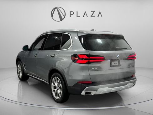 Certified 2026 BMW X5 xDrive40i image 4