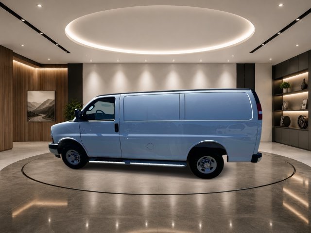 Used 2025 Chevrolet Express 2500 w/ Driver Convenience Package RWD image 4