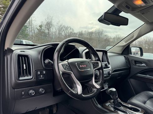 Used 2016 GMC Canyon SLT w/ Driver Alert Package image 14