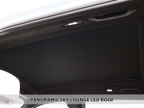 Used 2024 BMW X7 xDrive40i w/ Executive Package image 4